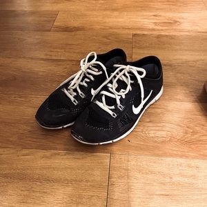 Nike free trainer 5.0